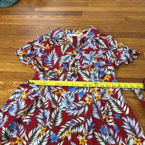 Royal Monk Red Tropical Print Floral Tie Front V Neck Midi Dress Size Large - Picture 13 of 13